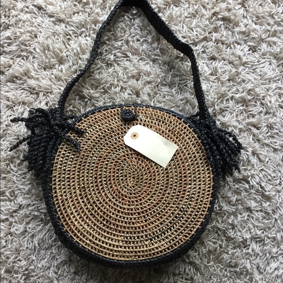 Handbags - Rattan woven shoulder purse